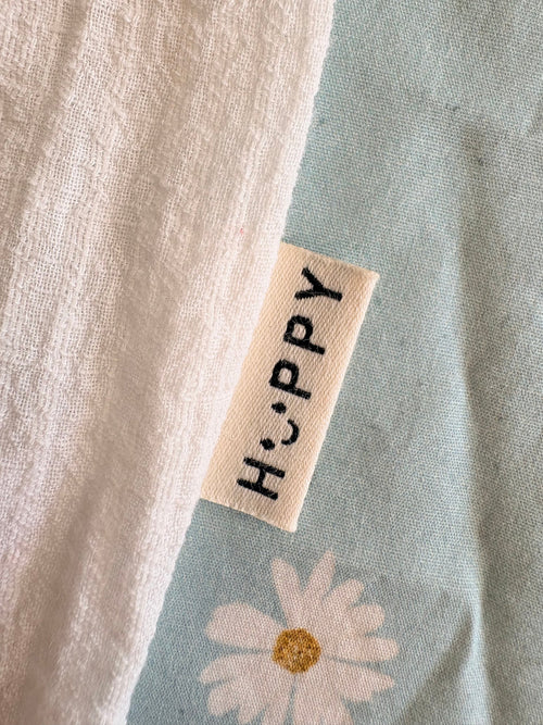 Sewnique label - Happy
